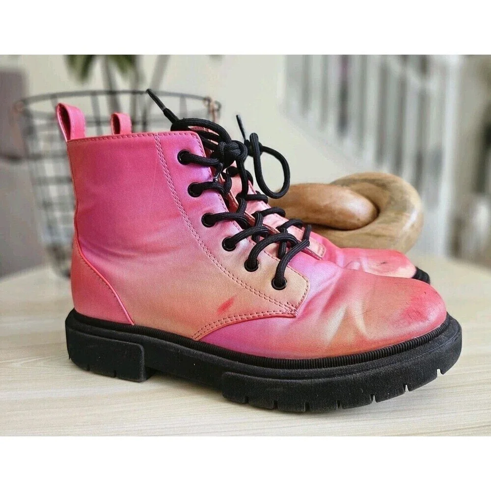 Art Class Boots Youth Size 4 Combat Lace Up Chunky Sole Shoes Girls Iridescen.